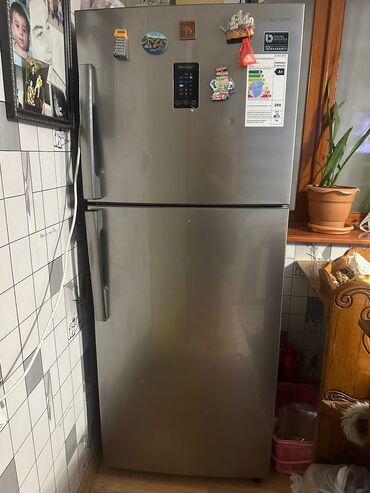 Meyvə və tərəvəz qurudan aparatlar: Samsung soyuducu satılır. Nofrostdur . Qiymet 600 azn.Tezekimidir