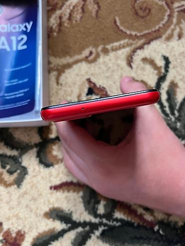 samsung 19: Samsung Galaxy A12, 32 GB, rəng - Qırmızı, Barmaq izi — 4
