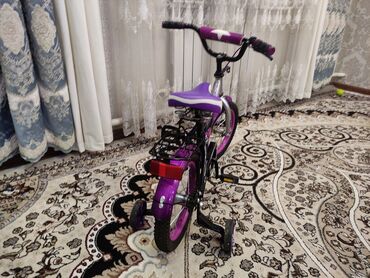детский велосипед стелс 14 дюймов: Велосипеддин абалы жакшы,донголоктун размери 14 бизге чонураак болуп