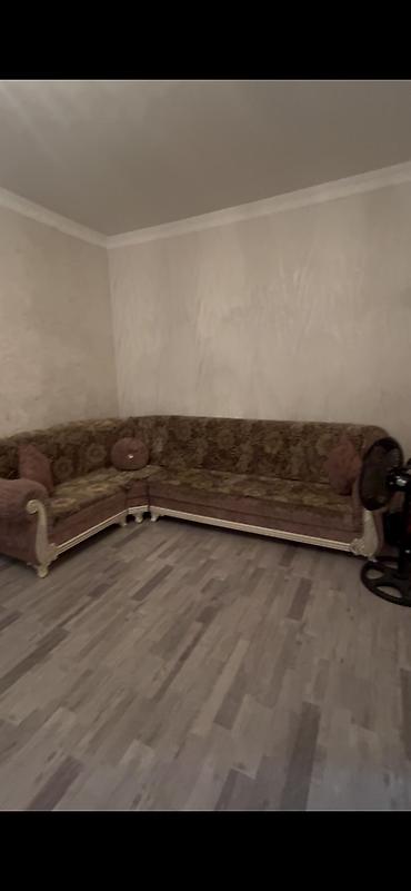 Mebel: Künc divan satılır təcili satılır. Qiyməti 350 manat. Ünvan Həzi — 1