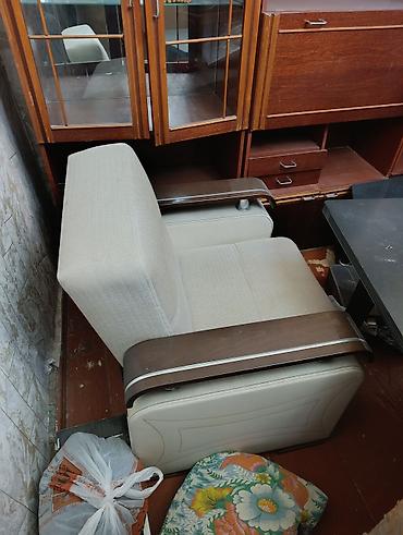 Kreslolar: İşlənmiş, Kreslo, Parça, Kredit yoxdur, Ödənişli çatdırılma — 1