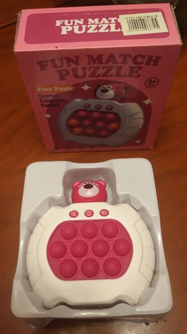 Oyuncaqlar: Bu rəqs edən robot it oyuncağı ağ və mavi rənglərdə hazırlanmışdır — 13