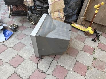 Другие товары для дома: Старый телевизор работает