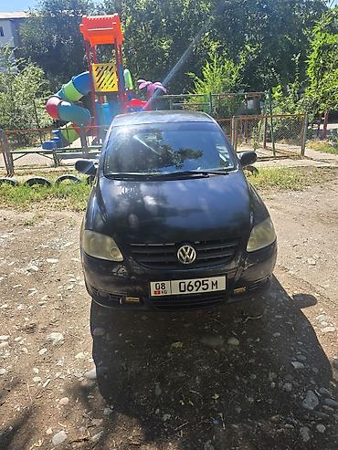 Унаа сатуу: Volkswagen Fox: 2008 г., 1.2 л, Кол менен иштөөчү, Бензин — 7