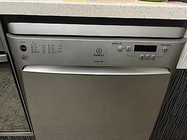 indesit: Qabyuyan maşın Indesit, Tam qabaritli (60 sm.), Quraşdırılan, İşlənmiş — 1