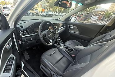 значок киа: Kia Niro: 2021 г., 1.6 л, Автомат, Гибрид, Кроссовер — 7