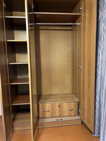 угловой шифоньер в спальню: Açılan, 3 qapılı Düz dolab, Qarderob, paltar dolabı