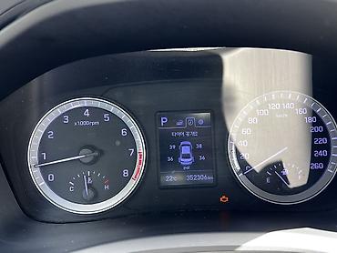 Hyundai: Hyundai Sonata: 2019 г., 2 л, Автомат, Газ, Седан — 10