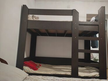 кровать для одного человека: Двухъярусная кровать, Для девочки, Для мальчика, Б/у