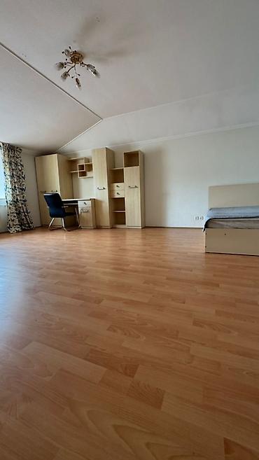 Продажа коттеджей и домов: Продается таунхаус На первой линии 11 микрорайон 275 м², 7 комнат 3 at lalafo.kg — 18 Продажа коттеджей и домов: Продается таунхаус На первой линии 11 микрорайон 275 м², 7 комнат 3 — 18