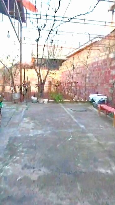 Həyət evləri və villaların satışı: 3 otaqlı, 670 kv. m, Kredit yoxdur, Orta təmir — 8