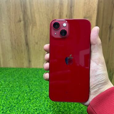 Apple iPhone: IPhone 13, Б/у, 128 ГБ, Красный, 88 %