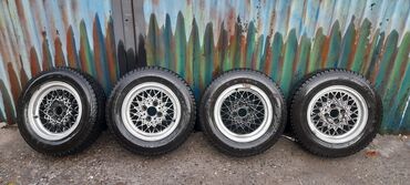 13 зимние шины: Дөңгөлөктөр монтажда 175 / 70 / R <13, Кыш, Колдонулган, Комплект, Жеңил унаалар, тешиктери - 4