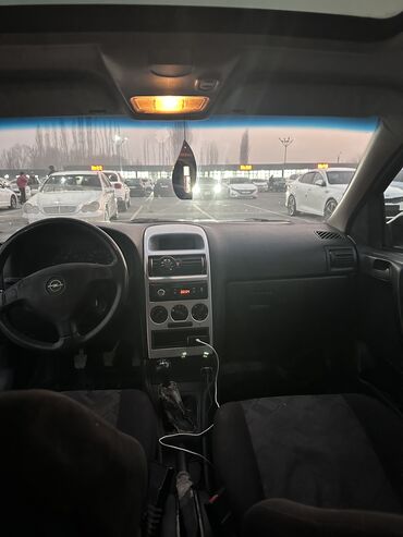 Opel: Opel Astra: 2002 г., 1.6 л, Механика, Бензин, Универсал — 10