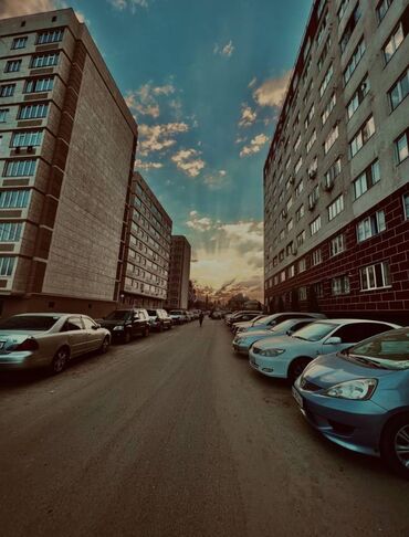 квартиры в кок жар: 1 бөлмө, 40 кв. м, Элитка, 9 кабат, Косметикалык ремонт