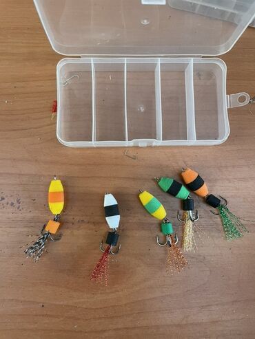 Рыболовная оснастка: Набор приманок для спиннинга и поплавочной/нахлыстовой ловли Состав — 2