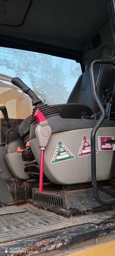 Ekskavatorlar: Komatsu paletli ekskavator BARTER OLUNUR daşınmaz emlakla yeni — 8