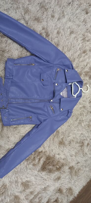 Kurtkalar: Deri Godekce Tezedir Etiketi uzerindedir. Hec geyinilmeyib Razmer S. M — 2