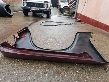Auto delovi: Prednje levo krilo Lada 2103,2106. Polovno, ocuvano, iseceno sa — 13