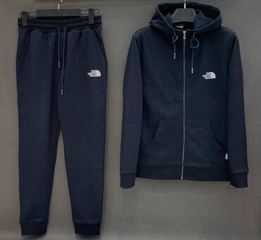 Trenerke: Muške trenerke S,M,L,XL,XXL veličine za 4500 din
pb — 1