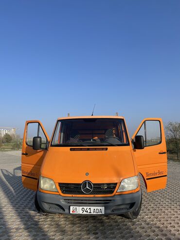 сидения нексия 2: Жүк ташуучу унаа, Mercedes-Benz, Дубль