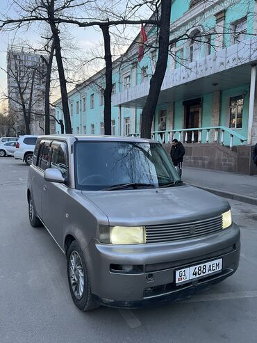 Toyota: Toyota bB: 2003 г., 1.3 л, Автомат, Бензин, Фургон