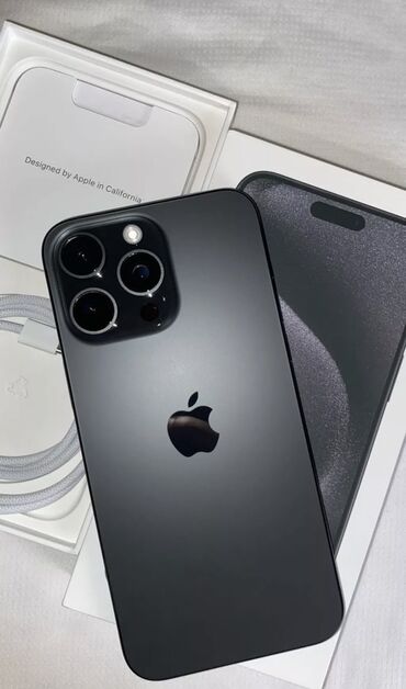 Apple iPhone: IPhone 15 Pro Max, Б/у, 256 ГБ, Black Titanium, Зарядное устройство, Защитное стекло, Чехол, 99 %