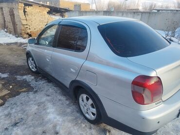 Toyota: Toyota Vitz / Platz / Yaris / Echo: 2001 г., 1.5 л, Автомат, Бензин, Минивэн