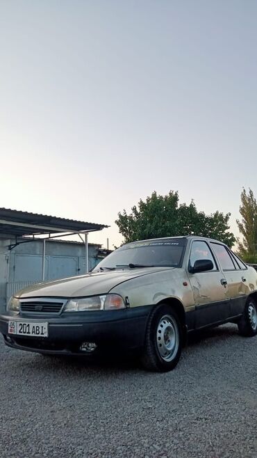 обмен на авто с доплатой: Daewoo Nexia: 2005 г., 1.5 л, Механика, Бензин, Седан