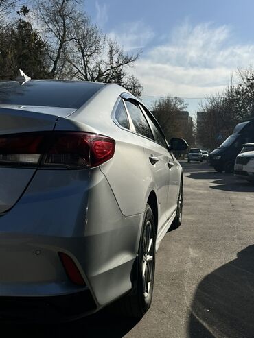 матор на форестер: Hyundai Sonata: 2019 г., 2 л, Автомат, Газ, Седан