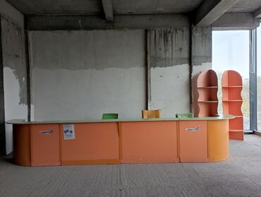 ящик для хранения: Ресепшен/стойка администратора модульная для офиса - Длинная