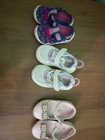 Детская обувь: Обувь для девочки размер 21-22-23-24. Состояние хорошее . Каждая по