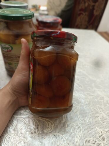 encir murebbesi: Ev konservləri – müxtəlif növ sous və mürəbbələr -Əncir mürəbbəsi