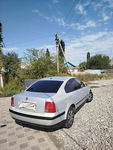 Унаа сатуу: Volkswagen Passat: 1998 г., 1.8 л, Кол менен иштөөчү, Бензин, Седан — 3