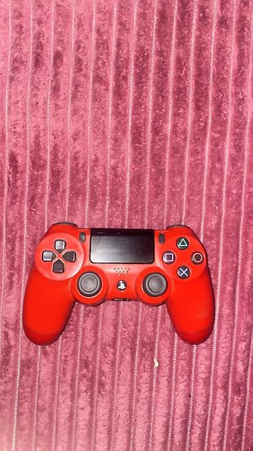 Геймпады (Джойстики): Беспроводной геймпад DualShock 4 (PS4), цвет Red. - Совместимость — 2