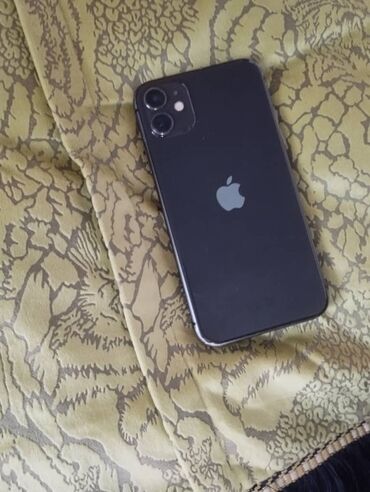 чехлы телефона: IPhone 11, Черный