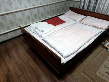 двух спальные матрасы: Б/У кровать, продаю кровать и 2 матраса, матрасы и кровать целые