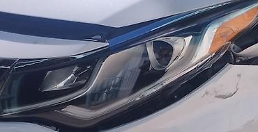 Комплект передних фар Kia 2019 г., Б/у, Оригинал at lalafo.kg Комплект передних фар Kia 2019 г., Б/у, Оригинал