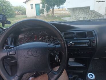 Toyota: Toyota Corolla: 1.3 l. | 2001 έ. Χάτσμπακ — 10