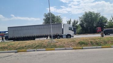 тягач тандем: Тягач, Volvo, 2019 г., Тентованный