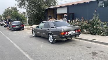 Mercedes-Benz 190: 1989 г., 2.3 л, Механика, Бензин, Седан