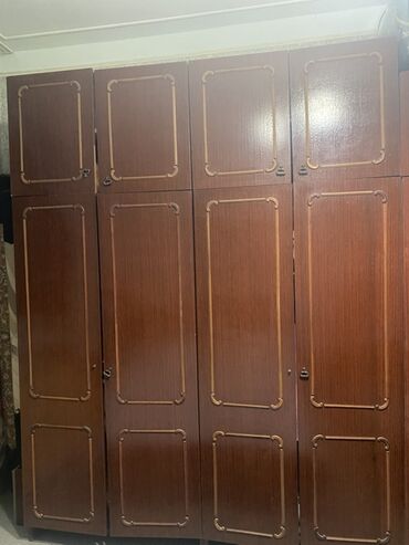 apşifka taxta: İşlənmiş, Düz dolab, Qarderob, paltar dolabı