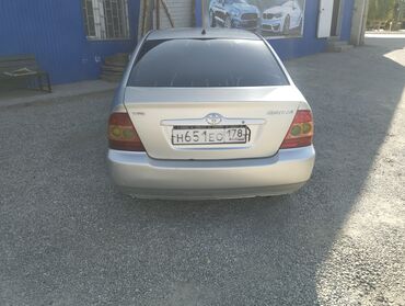 Toyota: Toyota Corolla: 2005 г., Механика, Бензин, Седан
