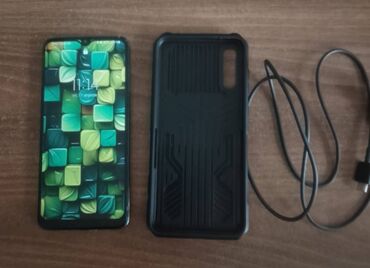 samsung б у: Samsung Galaxy A70, 128 ГБ, цвет - Черный, Отпечаток пальца, Две SIM карты, Face ID