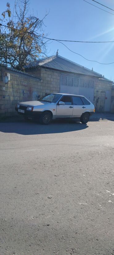 VAZ (LADA): Model: LADA Samara (VAZ-2109) hatchbek, 4 qapı Rəng: Gümüşü Nömrə — 2