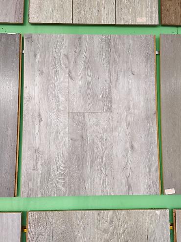 mdf laminat satışı: Boz-ağ palıd teksturasında laminat döşəmə panelləri - Rəng/üslub — 1