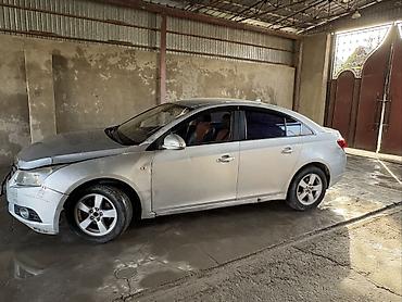 Oldsmobile: Chevrolet Cruze: 2010 г., 1.8 л, Автомат, Бензин, Седан — 2