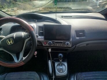 подлокотник нексия 1: Автомобиль Honda Civic с автоматической коробкой передач и бензиновым