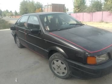 Volkswagen: Volkswagen Passat: 1990 г., Механика, Седан