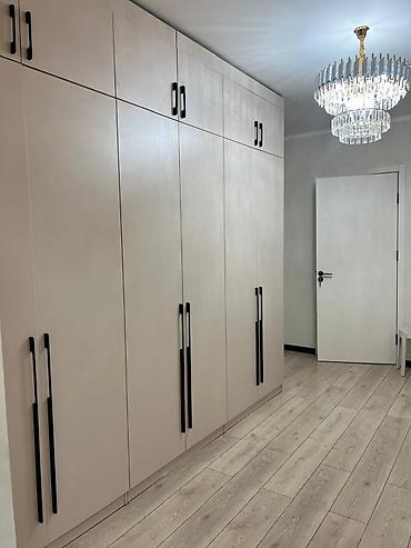 псо 1 комната: 2 комнаты, 74 м², Пишпек Элитка, 13 этаж, Дизайнерский ремонт — 3